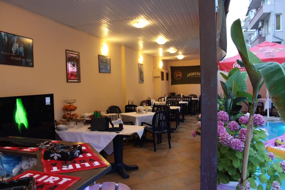 Italia Hotel Несебир Екстер'єр фото