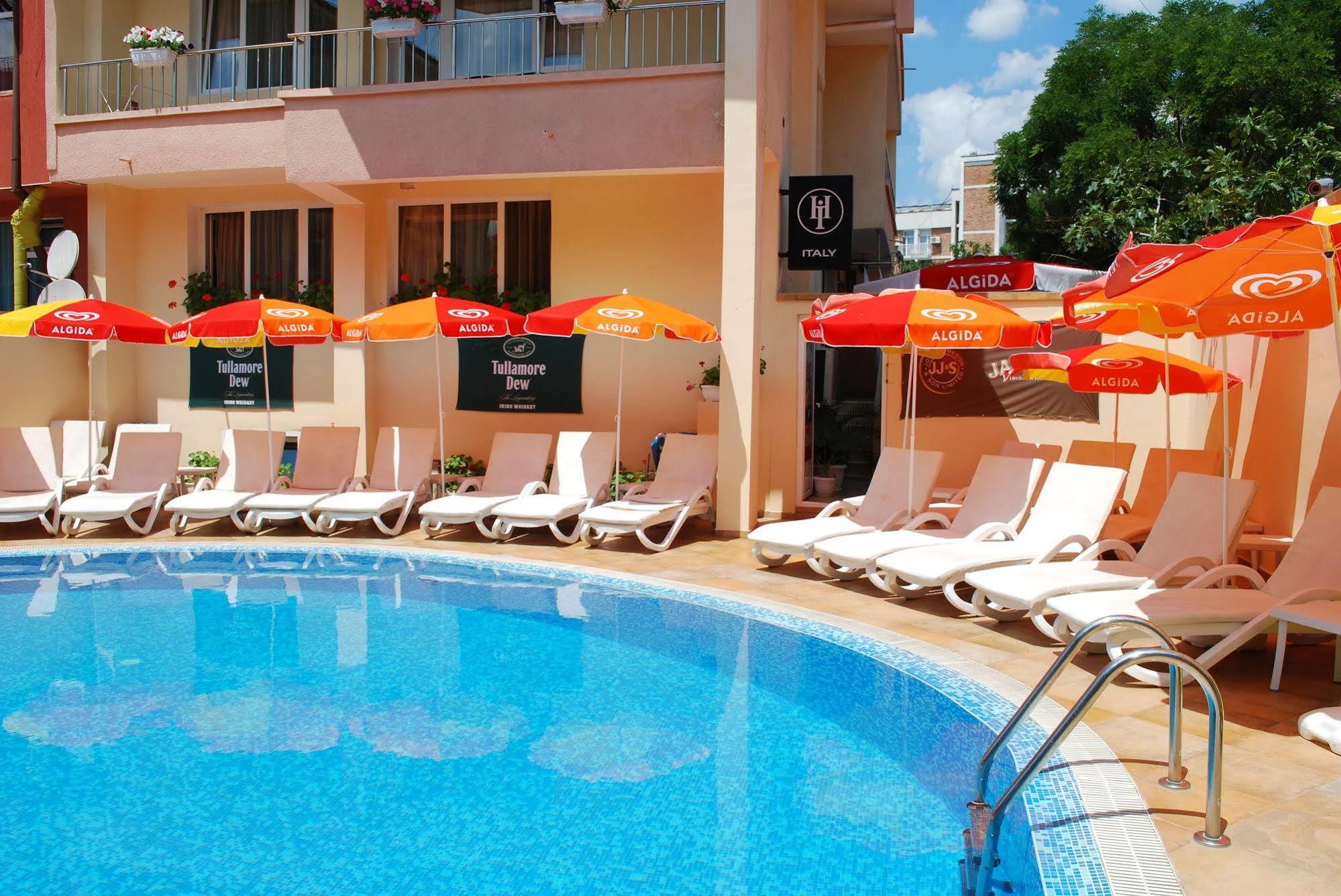 Italia Hotel Несебир Зручності фото